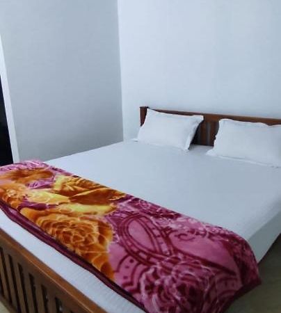 Beniel Homestay Suryanelli Bagian luar foto