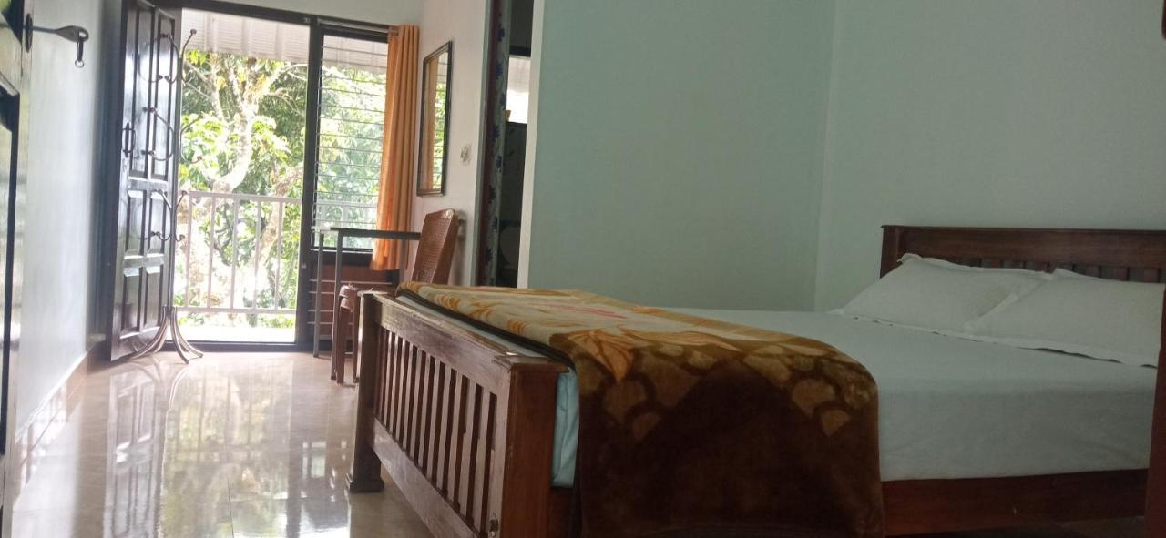 Beniel Homestay Suryanelli Bagian luar foto