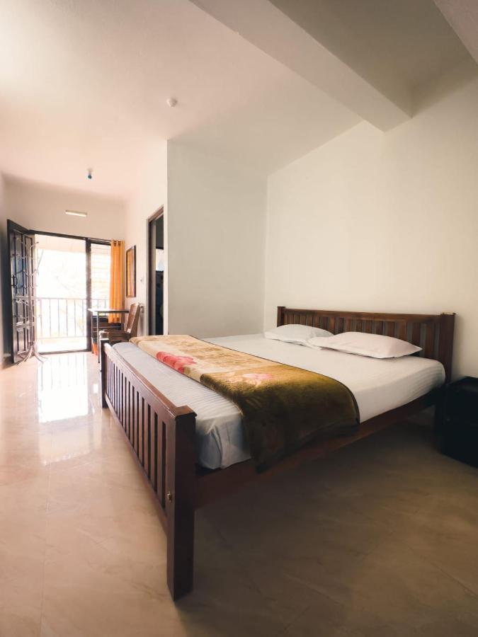 Beniel Homestay Suryanelli Bagian luar foto